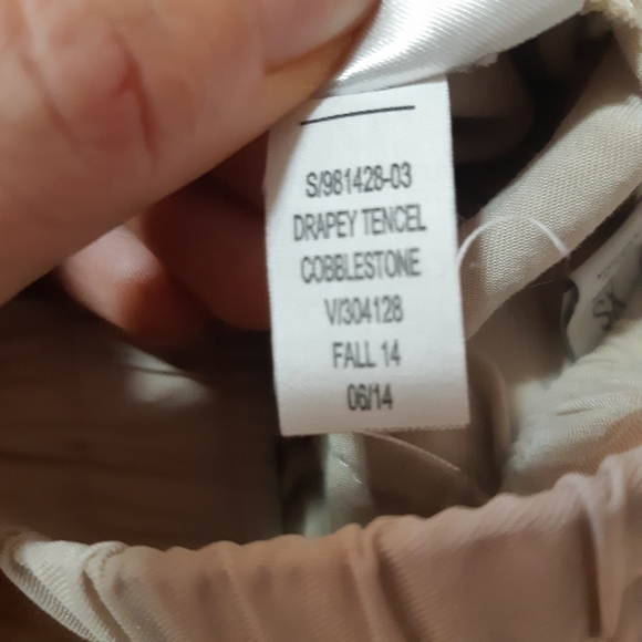 đđGap Drapey Tencel Cobblestone Pants - Picture 7 of 8